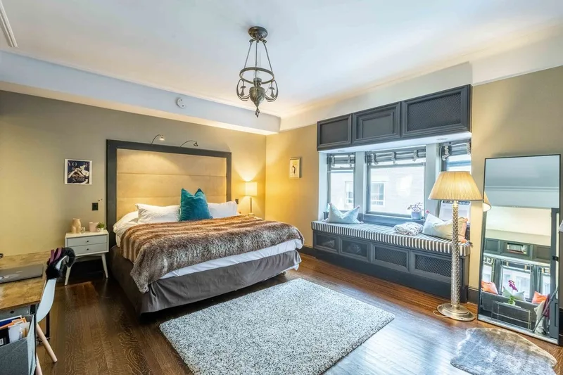 One Bedroom Suite at The Mansfield