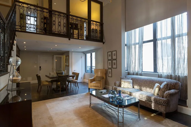 Penthouse King Suite at The Mansfield